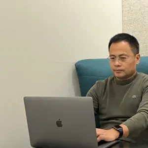 Xinli Shang